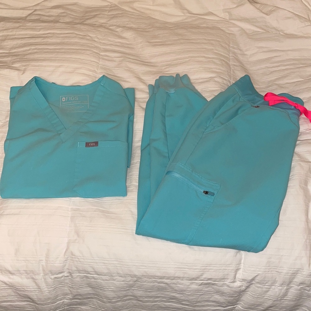 FIGS Scrub Top and Pants Set Neon Blue